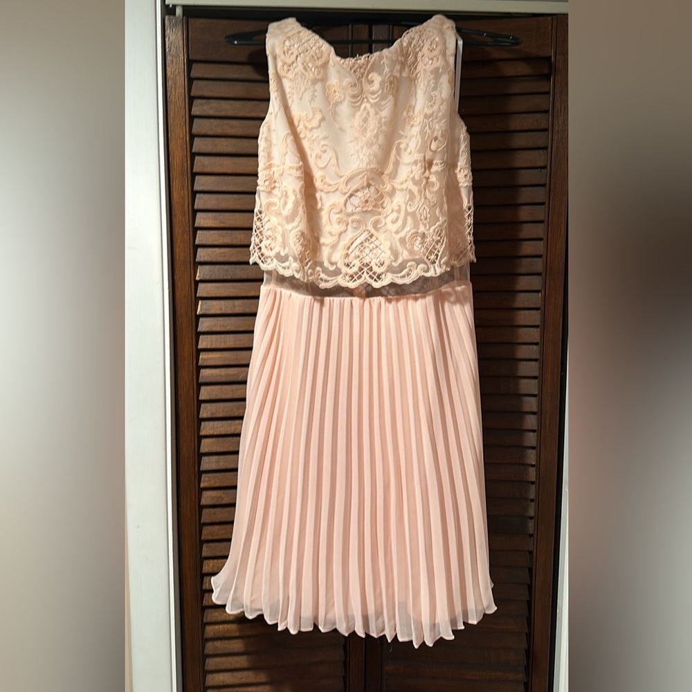 Mock 2 piece with scalloped hem